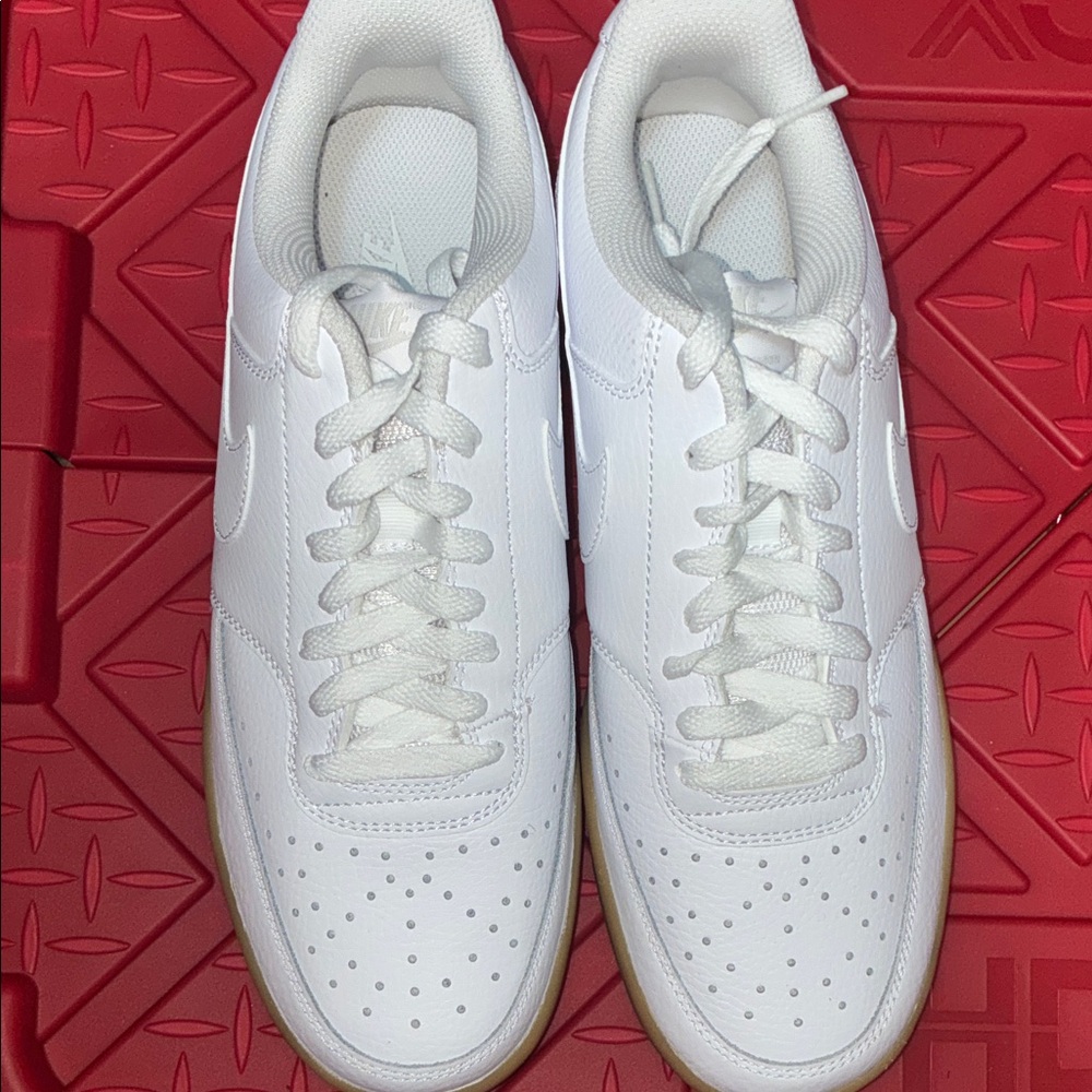 Nike White Low-Top Sneakers with Gum Sole